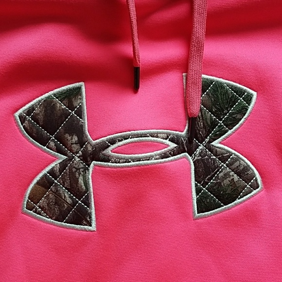 Under armour Hot pink camo breast cancer hoodie - Picture 2 of 5